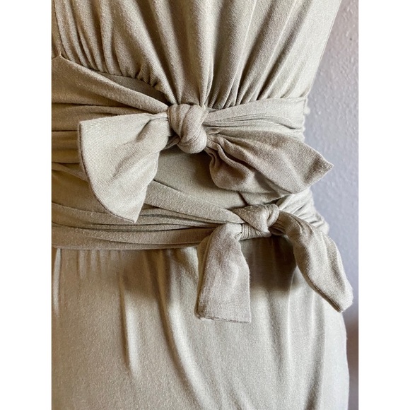 TRIBUTE dress by Heni Neman - Picture 4 of 11